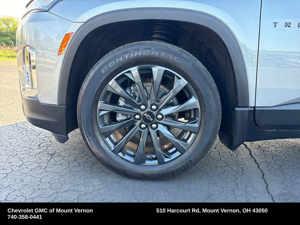 Used 2024 Chevrolet Traverse RS w/ LPO, Floor Liner Package AWD/4WD image 38