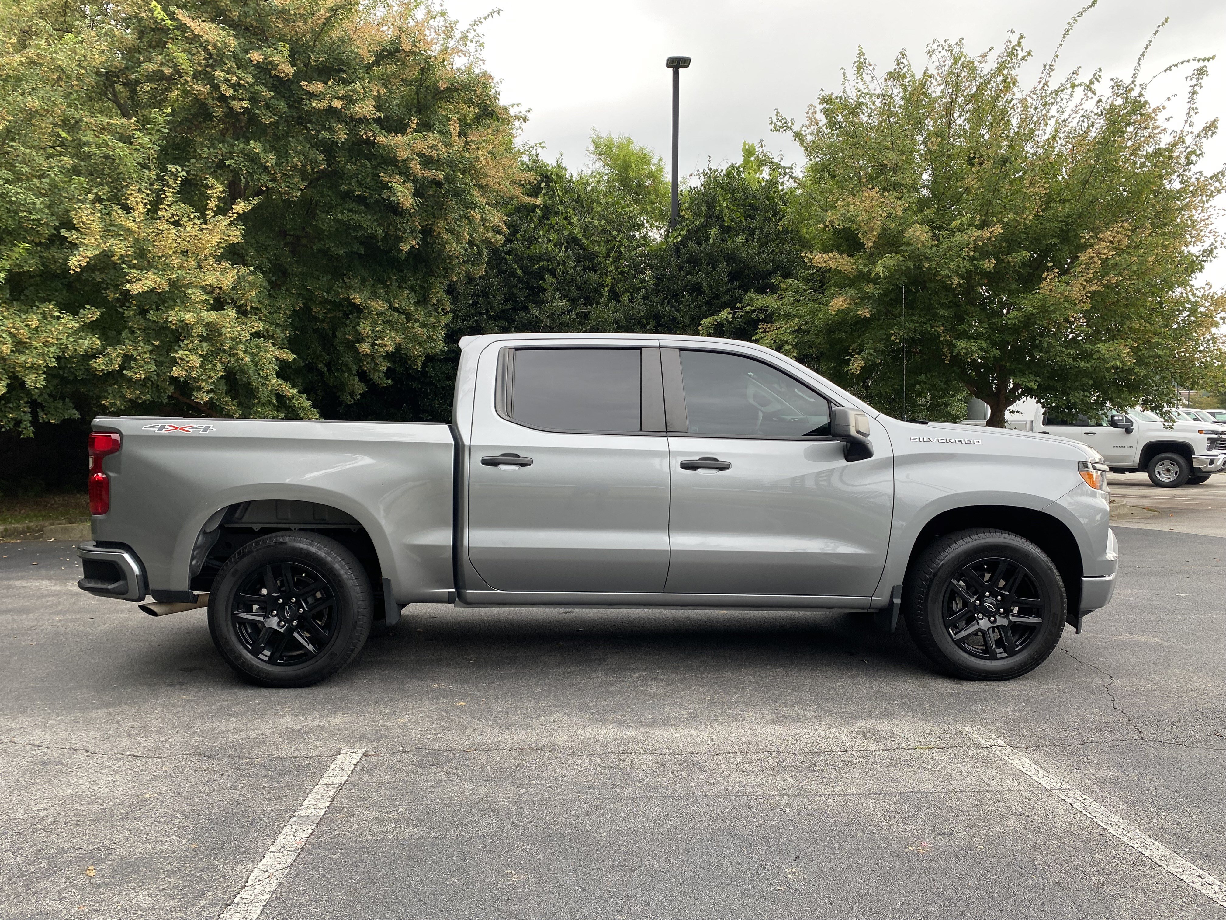 Used 2024 Chevrolet Silverado 1500 Custom AWD/4WD image 10