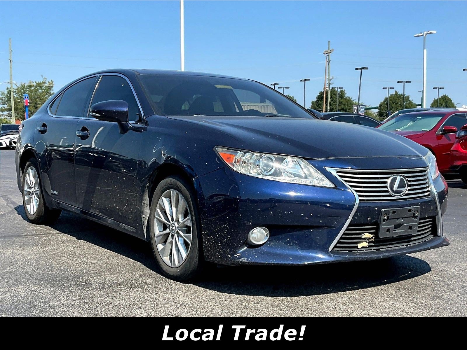 Used 2015 Lexus ES 300h w/ Premium Package w/Bamboo Trim FWD image 3