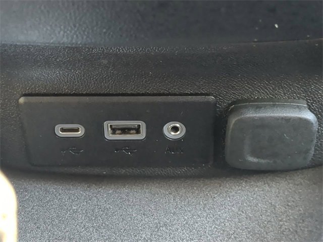 Used 2023 Chevrolet Malibu LT image 19