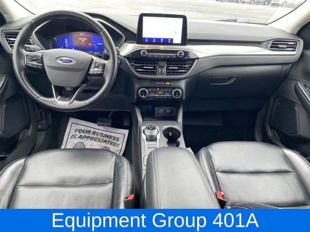 Used 2022 Ford Escape Titanium AWD/4WD image 5