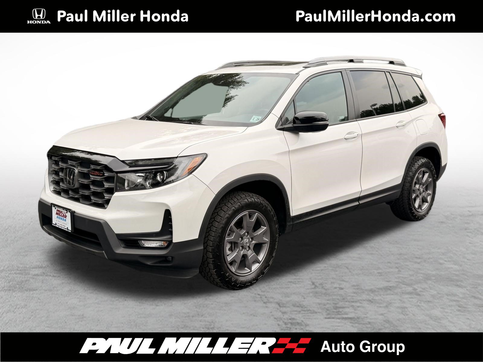 Used 2024 Honda Passport TrailSport image 1
