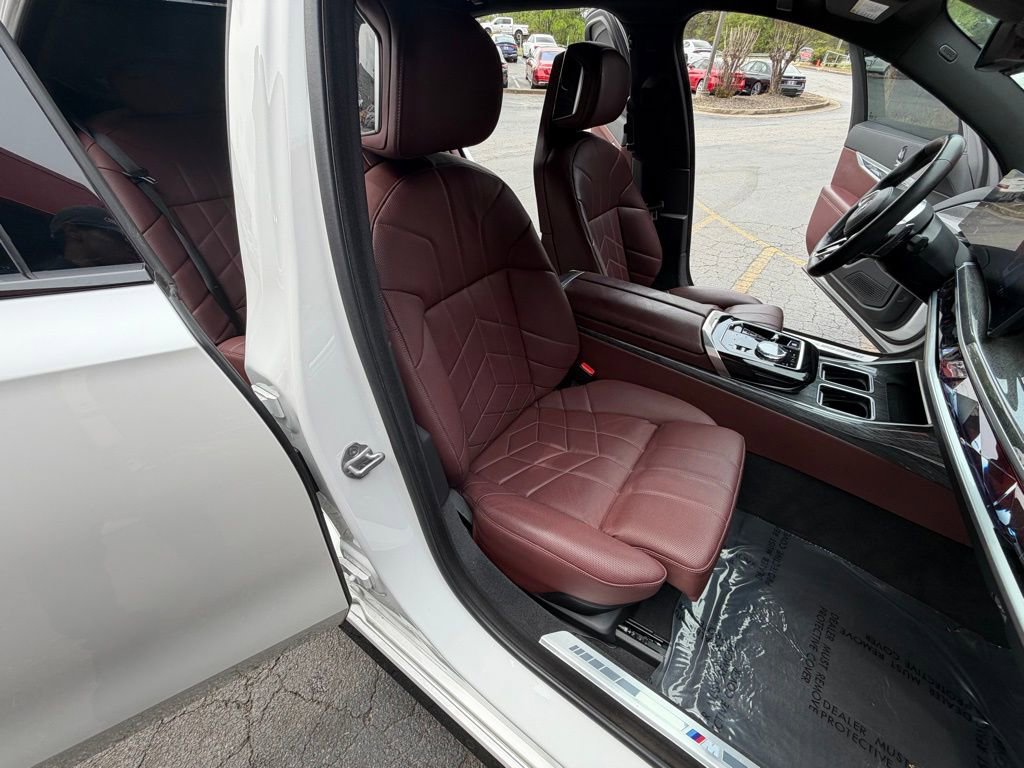 Used 2023 BMW 740i RWD image 43