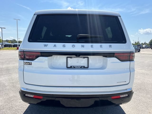 Used 2024 Jeep Wagoneer Series III AWD/4WD image 5