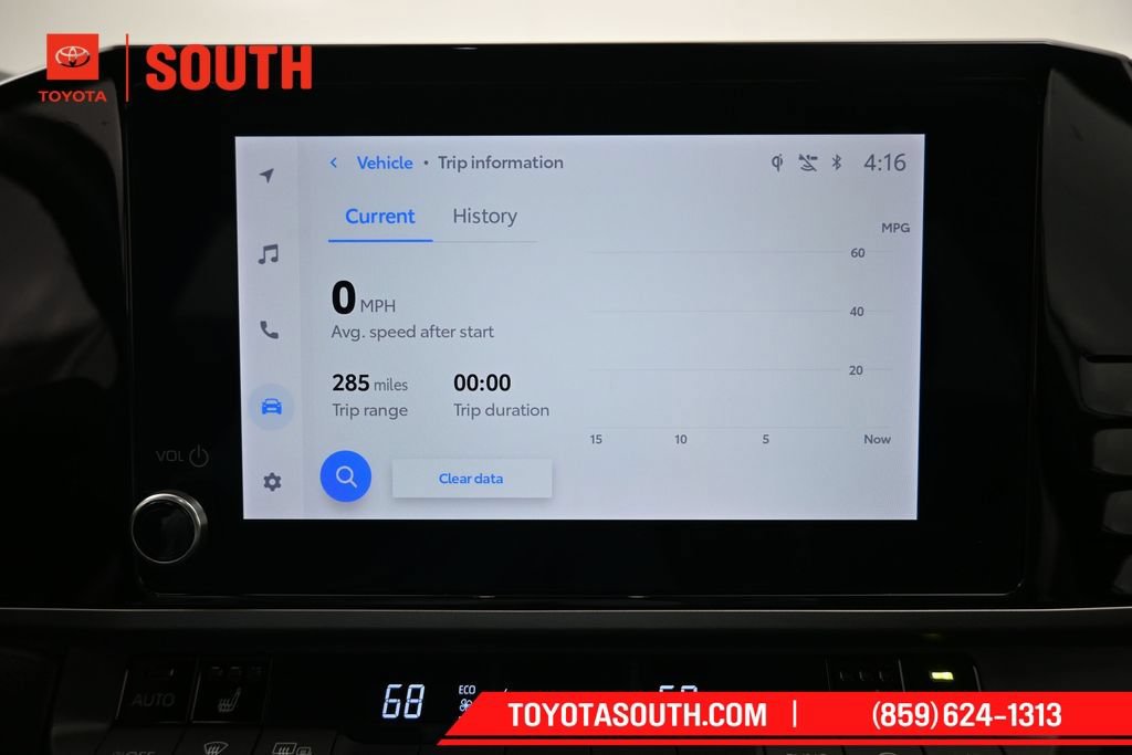 Used 2025 Toyota Camry SE w/ Convenience Package FWD image 17