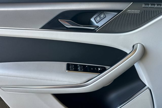 New 2026 Jaguar F-PACE R-Dynamic S AWD/4WD image 10