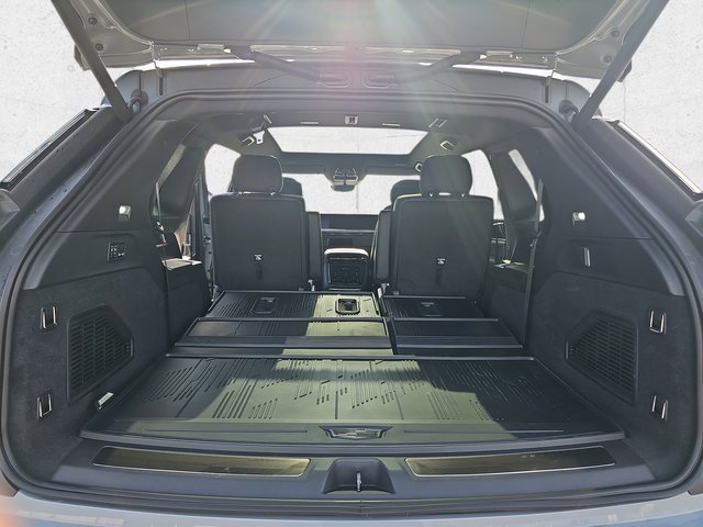 New 2026 Cadillac Escalade IQ Sport 1 w/ LPO, ONYX Package image 14