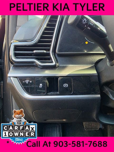 Certified 2024 Kia Sportage EX image 17