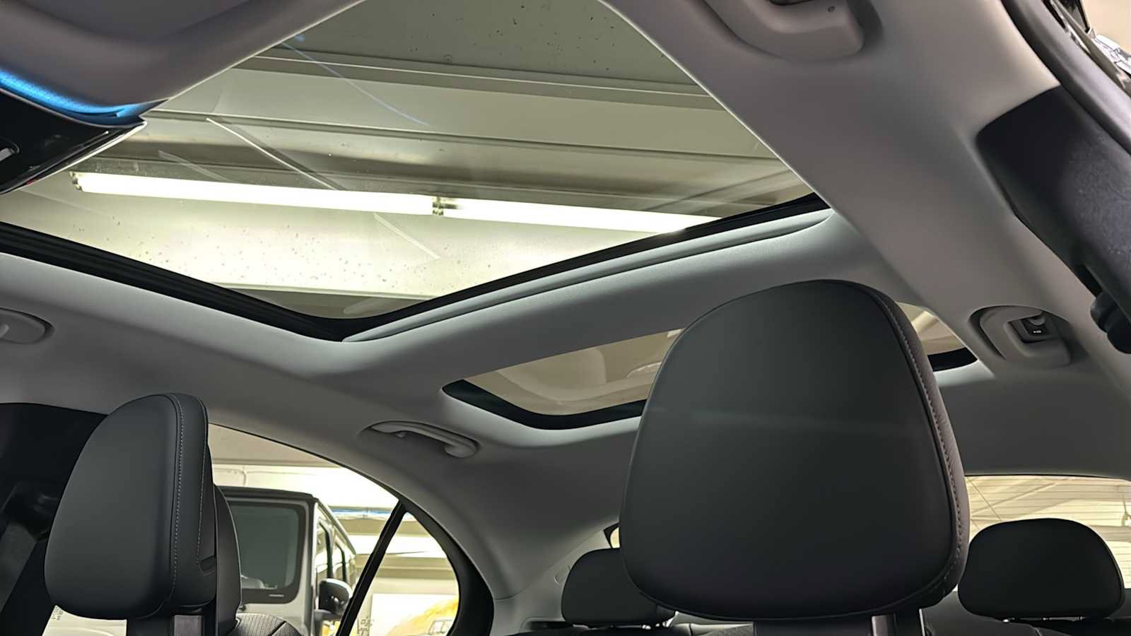 New 2027 Mercedes-Benz E 350 4MATIC Sedan image 26