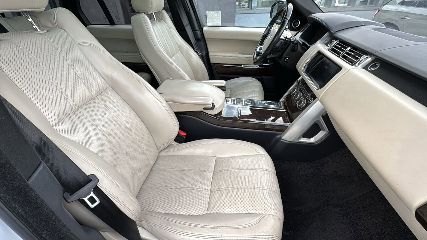 Used 2016 Land Rover Range Rover Supercharged image 19
