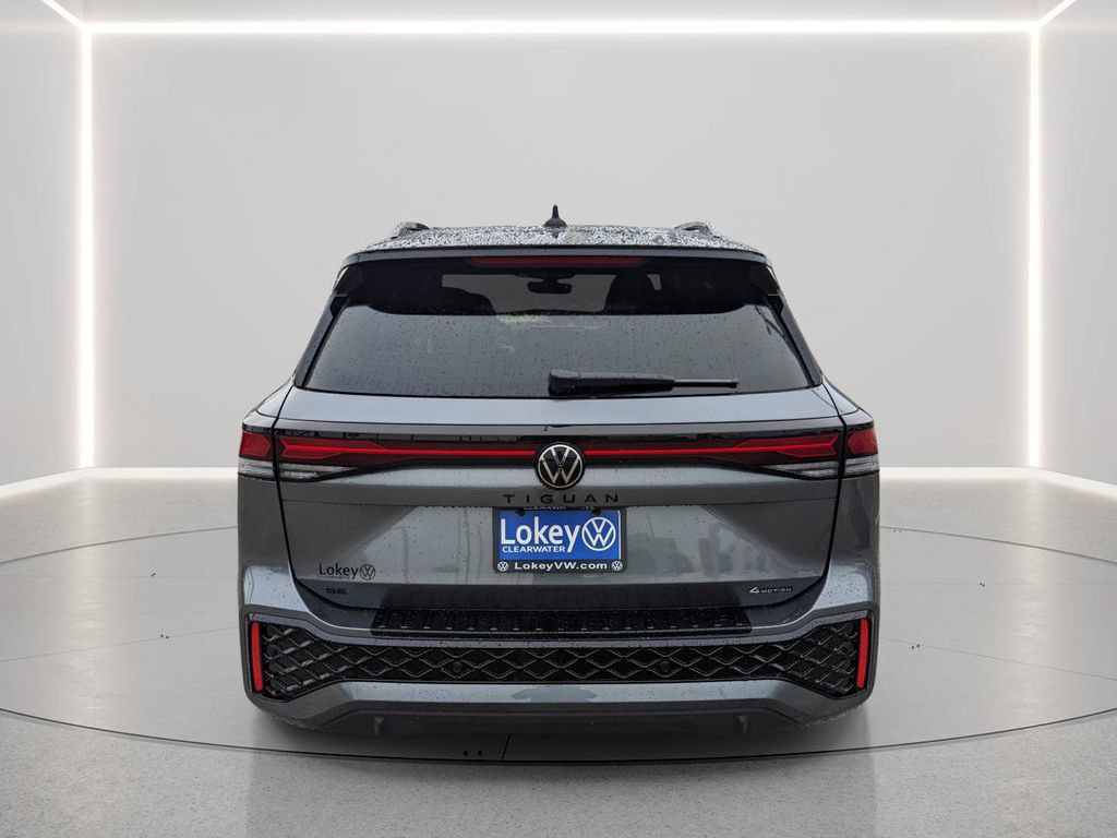 New 2026 Volkswagen Tiguan SE R-Line AWD/4WD image 9