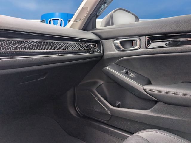 Used 2023 Honda Civic Touring image 28