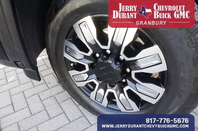 Used 2025 GMC Sierra 2500 Denali w/ Denali Reserve Package image 9