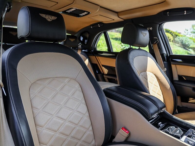 Used 2016 Bentley Mulsanne Speed RWD image 40
