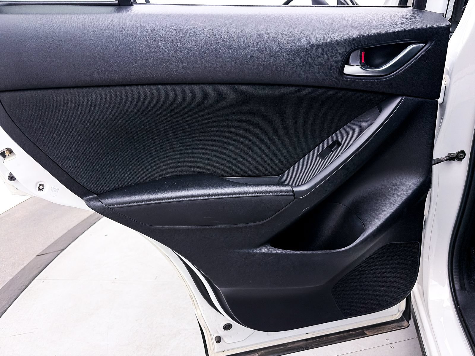 Used 2015 MAZDA CX-5 Touring FWD image 23