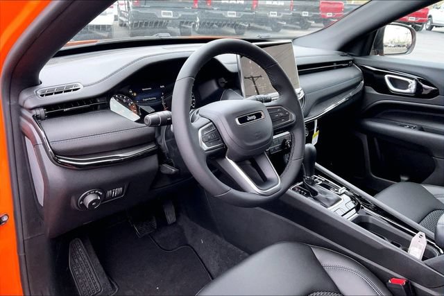 New 2026 Jeep Compass Latitude AWD/4WD image 6