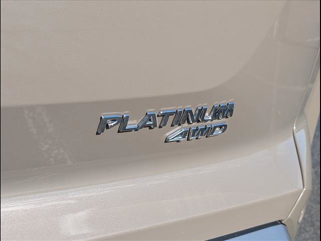 Used 2024 Nissan Pathfinder Platinum w/ Cargo Package image 27