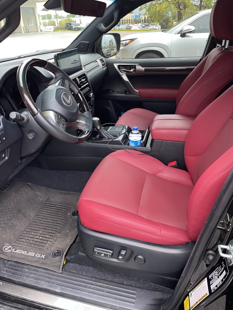 Used 2023 Lexus GX 460 Premium image 3