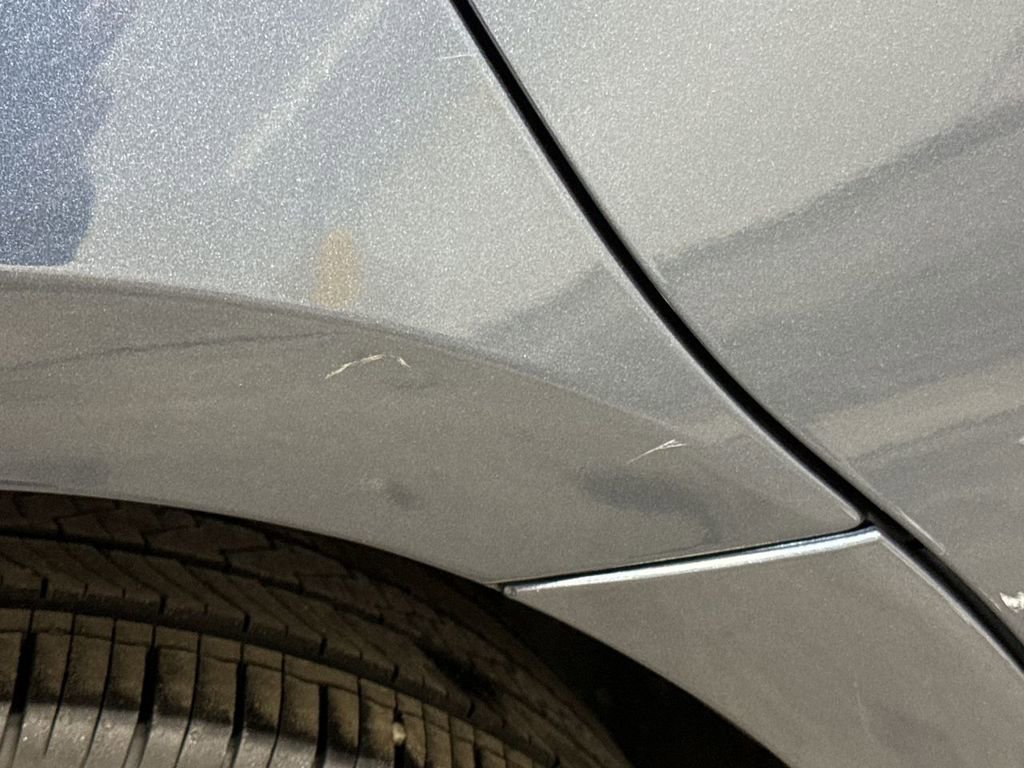 Used 2018 Ford Taurus SEL w/ Equipment Group 201A image 29