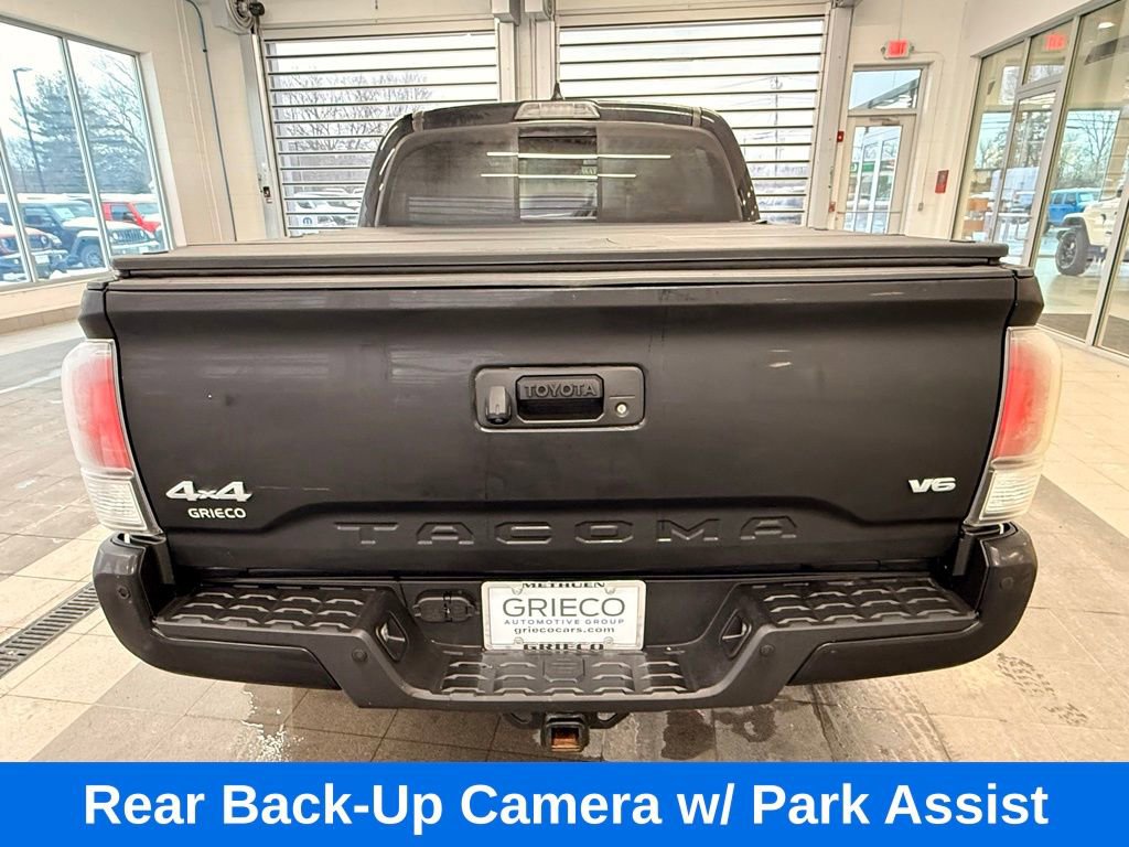 Used 2021 Toyota Tacoma Limited image 10