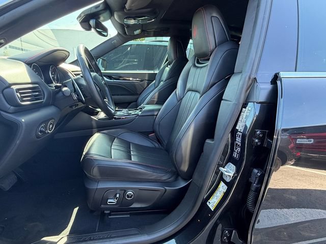 Used 2024 Maserati Levante Modena Ultima AWD/4WD image 11