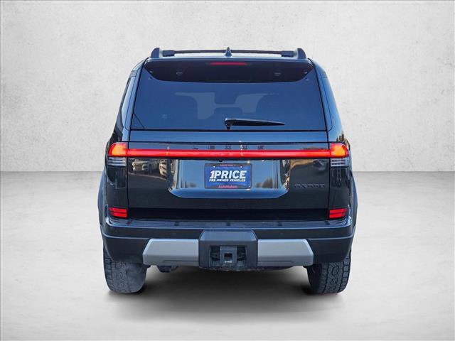 Used 2025 Lexus GX 550 w/ Accessory Package (CT) image 7