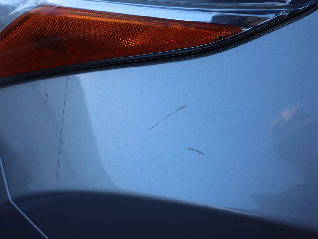 Used 2014 Toyota Highlander Limited image 23