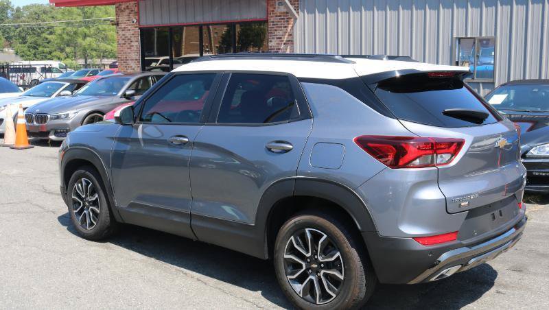 Used 2021 Chevrolet TrailBlazer ACTIV w/ Convenience Package FWD image 5