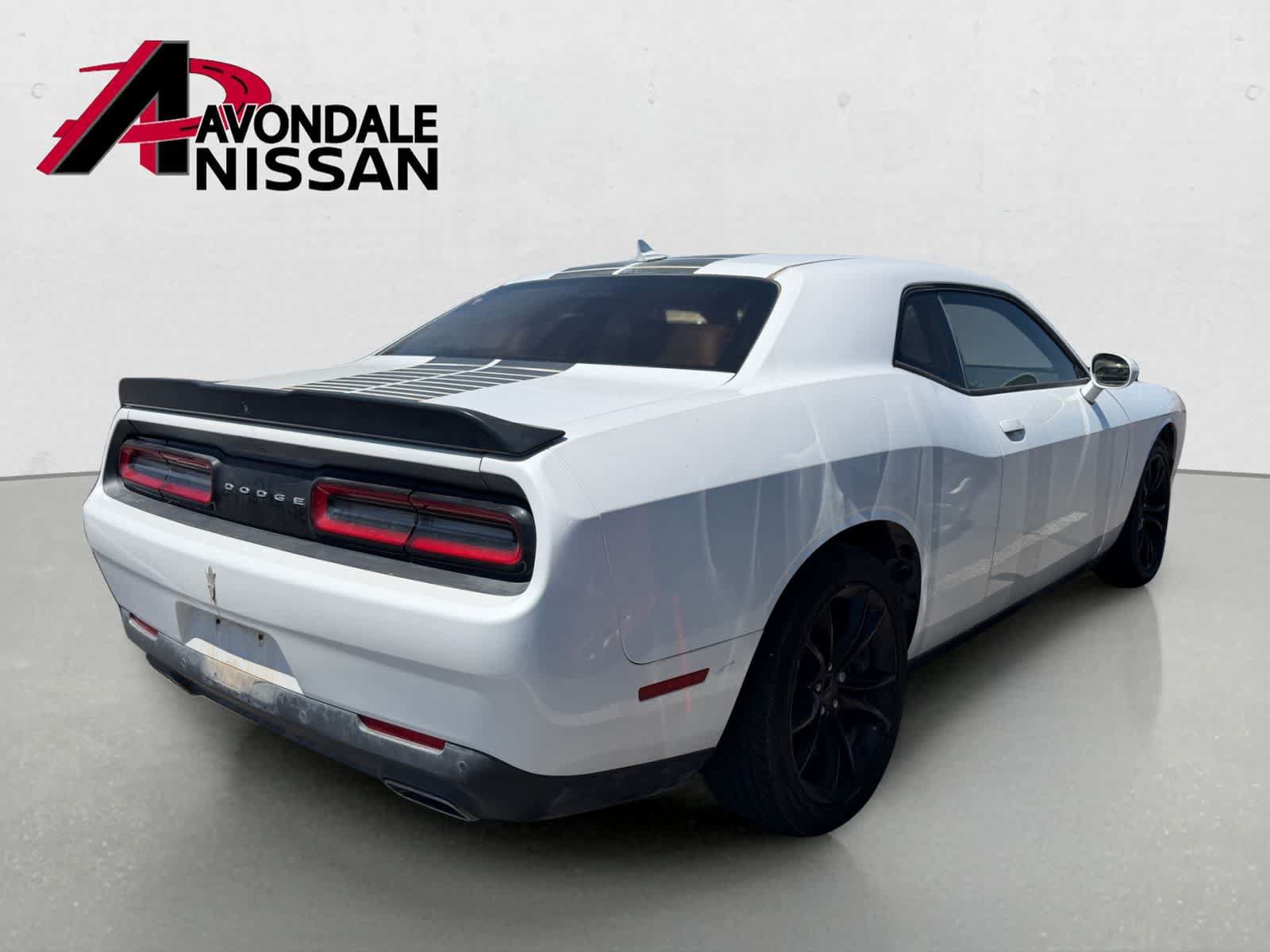 Used 2016 Dodge Challenger SXT Plus RWD image 3