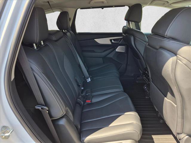 Certified 2026 Acura MDX w/ Technology Package FWD image 17