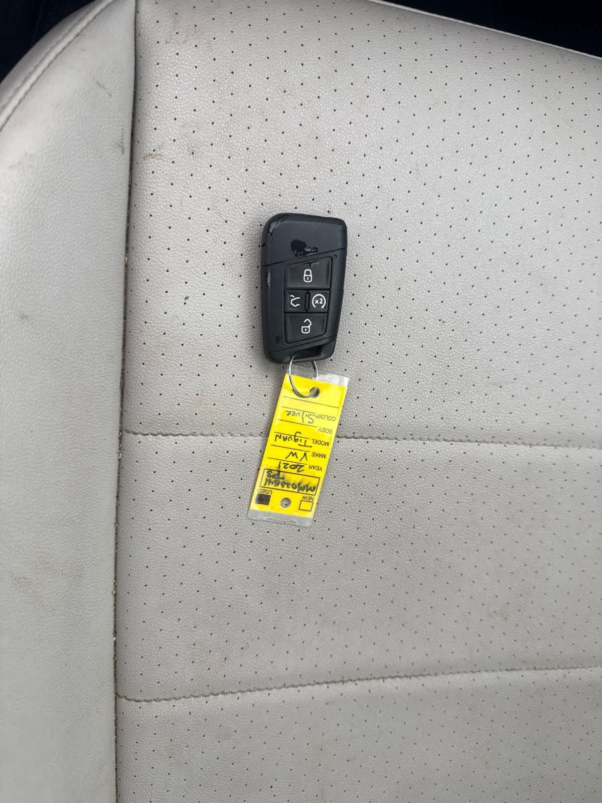 Used 2021 Volkswagen Tiguan SEL AWD/4WD image 21