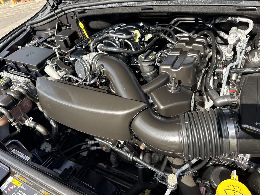 Used 2023 Dodge Durango SXT image 27