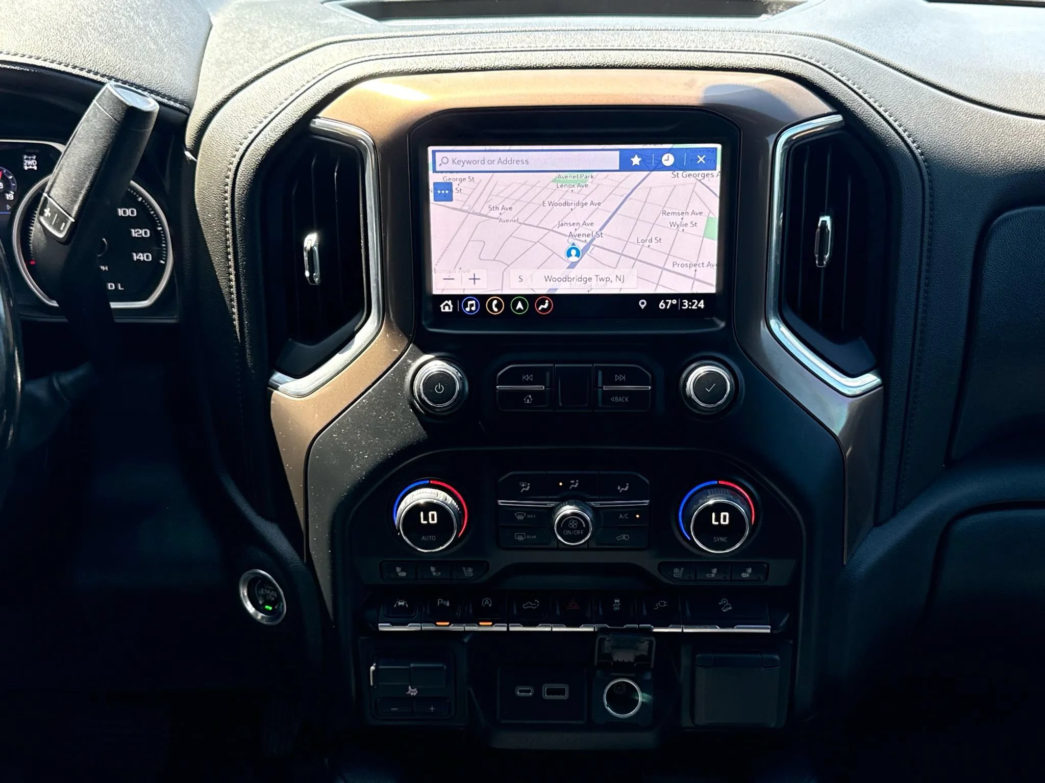 Used 2019 Chevrolet Silverado 1500 High Country w/ Technology Package AWD/4WD image 55