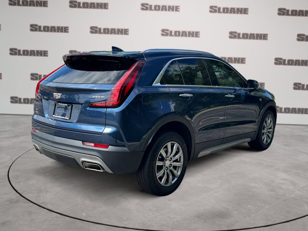Used 2022 Cadillac XT4 Premium Luxury w/ Enhanced Visibility Package AWD/4WD image 5