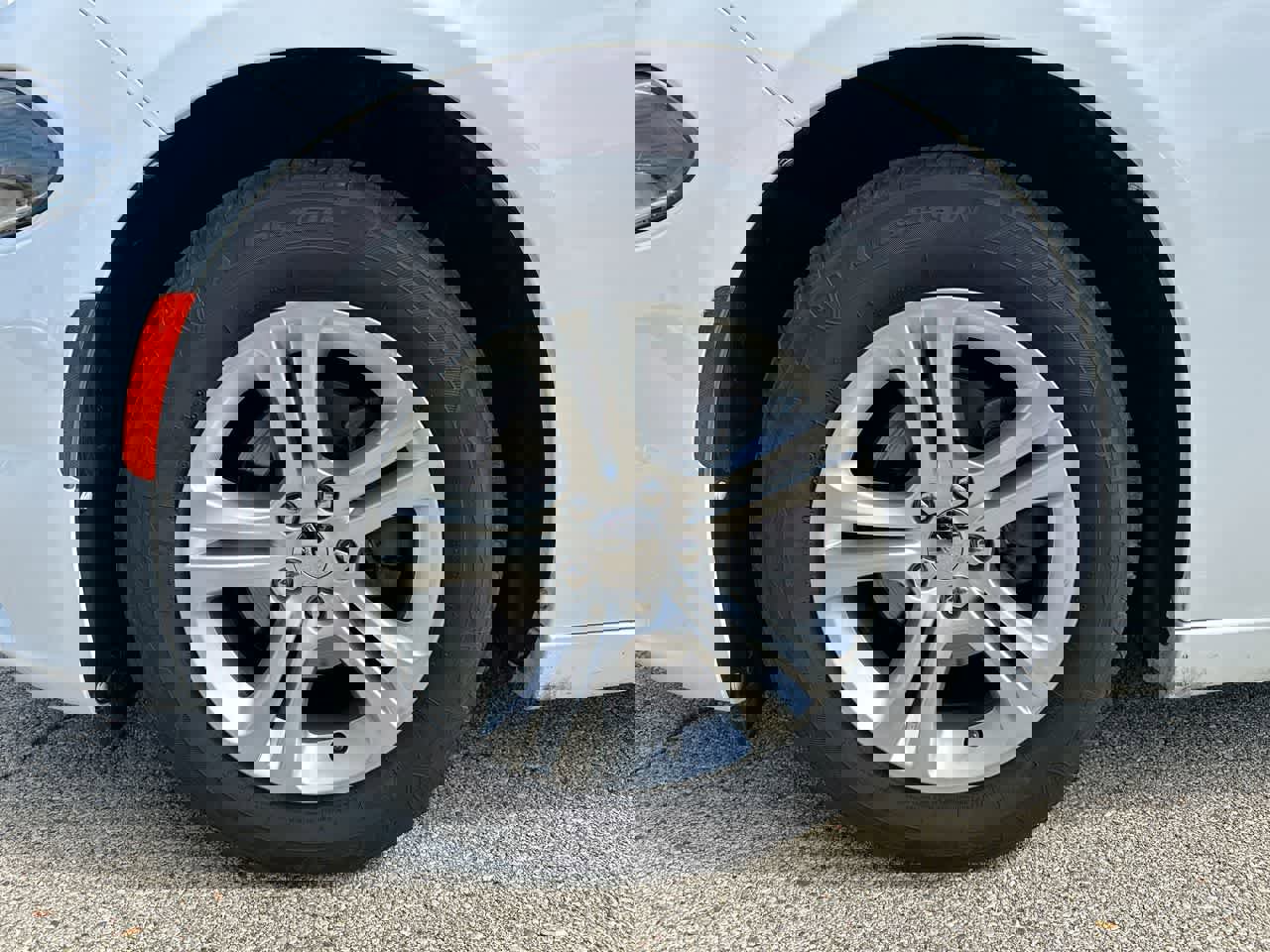 Used 2020 Dodge Charger SXT w/ Leather Interior Group image 19