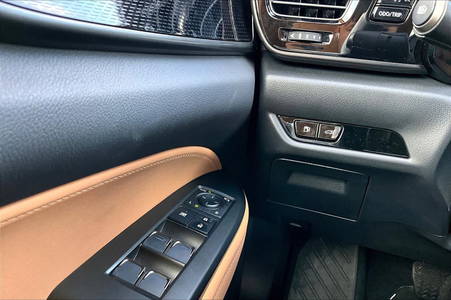 Certified 2026 Lexus NX 350 AWD w/ Accessory Package (Z1) image 36