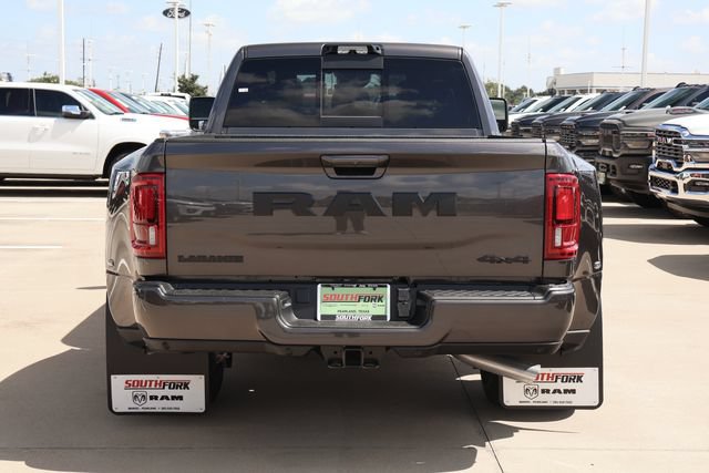New 2026 RAM 3500 Laramie AWD/4WD image 5