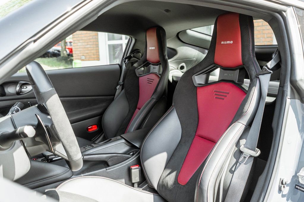 Used 2024 Nissan Z NISMO w/ Floor Mat Package RWD image 7