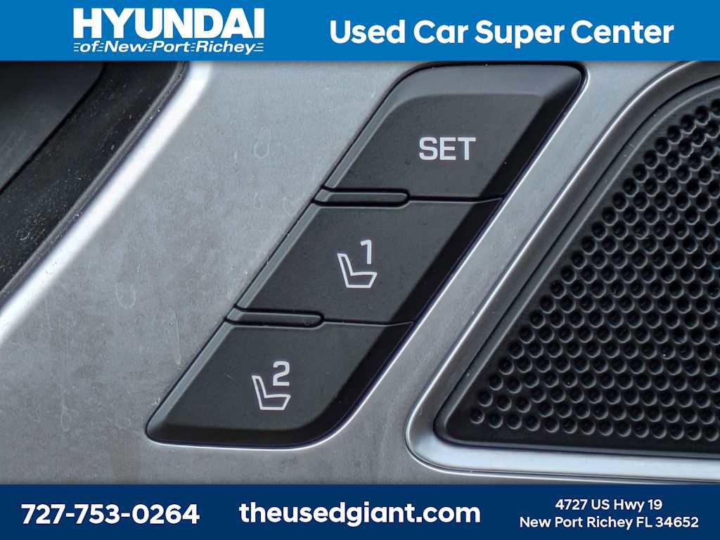 Used 2016 Hyundai Genesis 3.8 w/ Option Group 02 RWD image 22