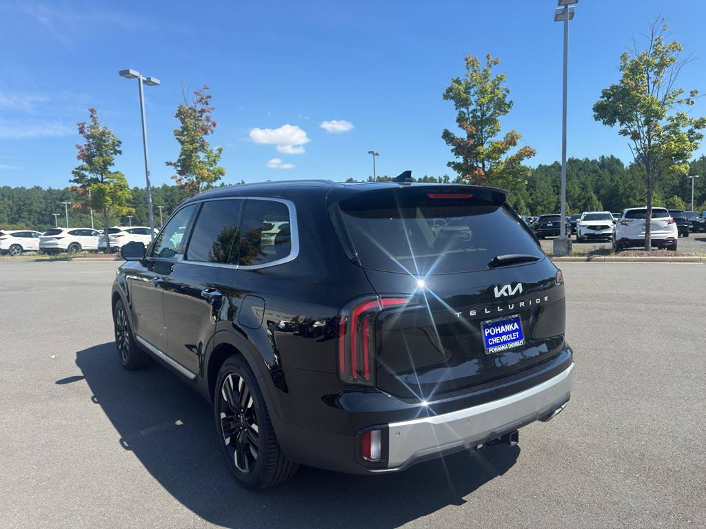 Used 2024 Kia Telluride SX w/ Towing Package FWD image 5