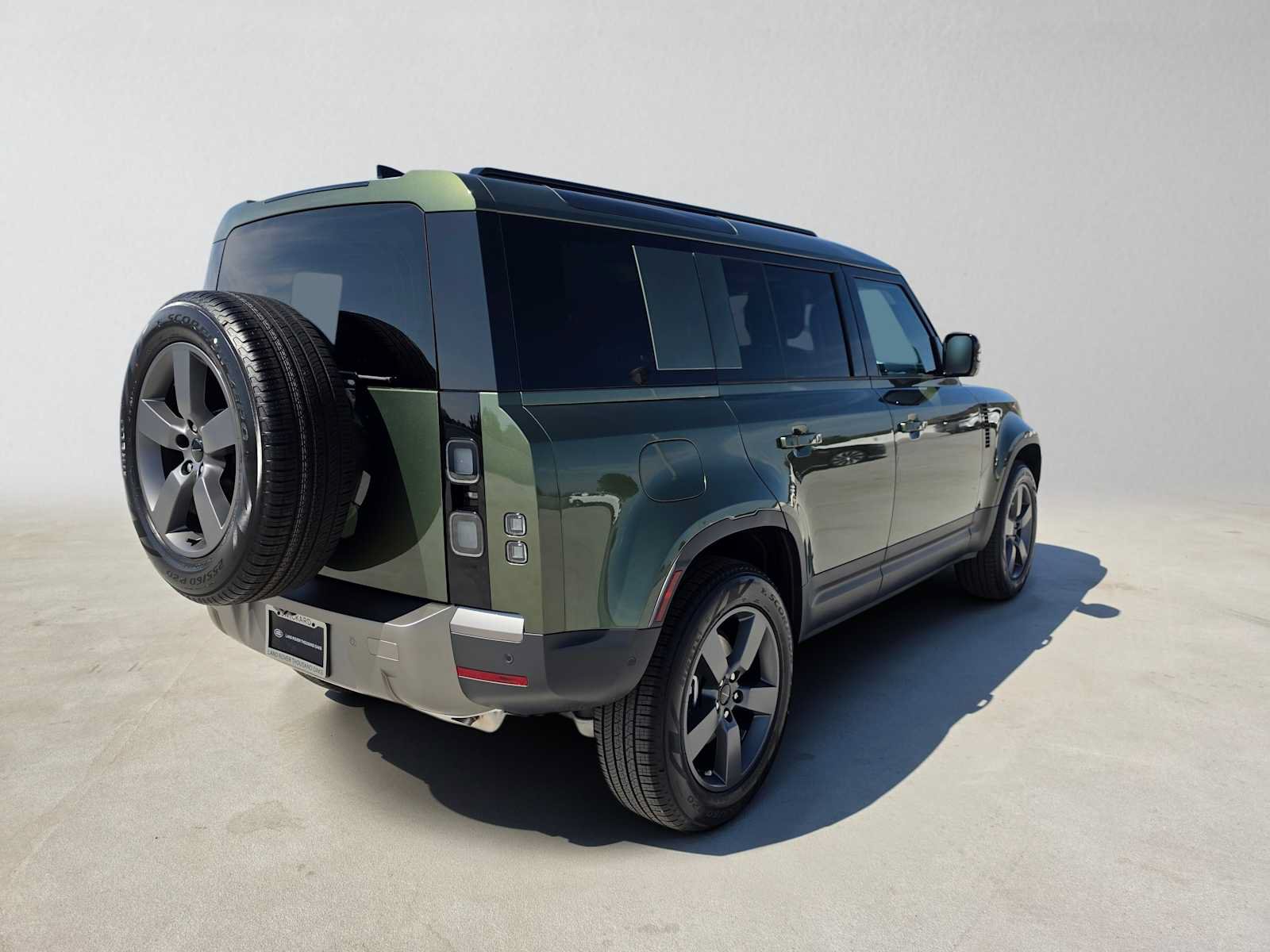 New 2026 Land Rover Defender 110 S AWD/4WD image 5