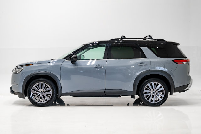 Used 2024 Nissan Pathfinder SL w/ SL Premium Package AWD/4WD image 31