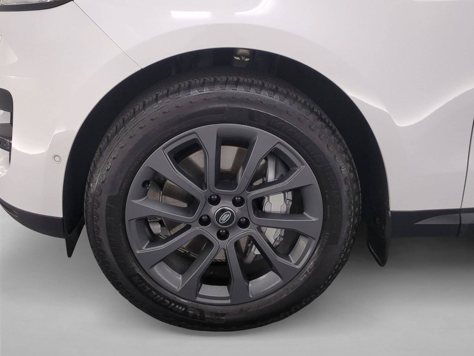 Used 2024 Land Rover Range Rover Sport SE AWD/4WD image 28