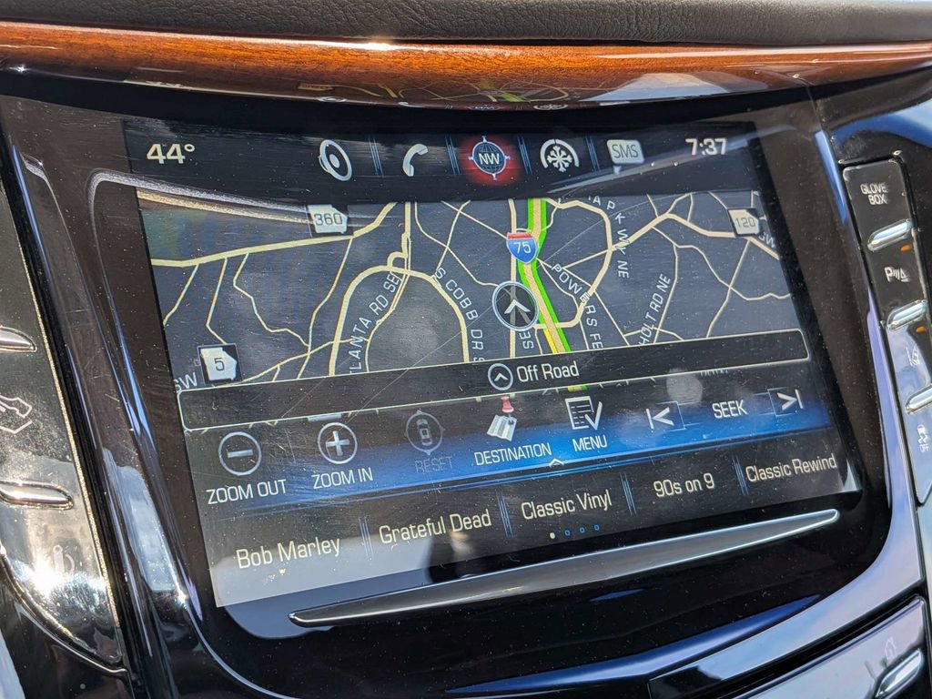 Used 2015 Cadillac Escalade ESV Luxury image 23