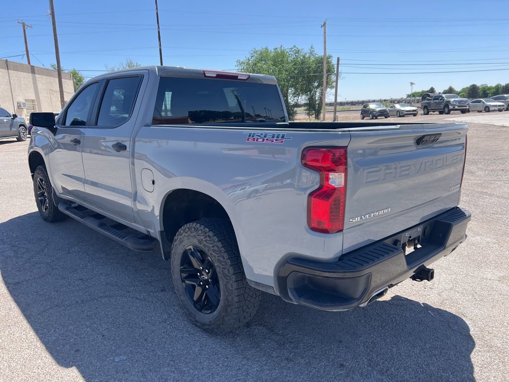 Used 2025 Chevrolet Silverado 1500 Custom Trail Boss AWD/4WD image 7