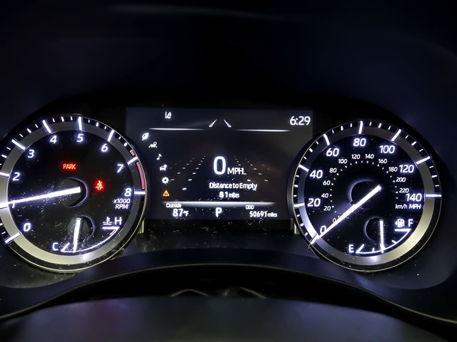 Used 2022 Toyota Highlander Limited AWD/4WD image 17