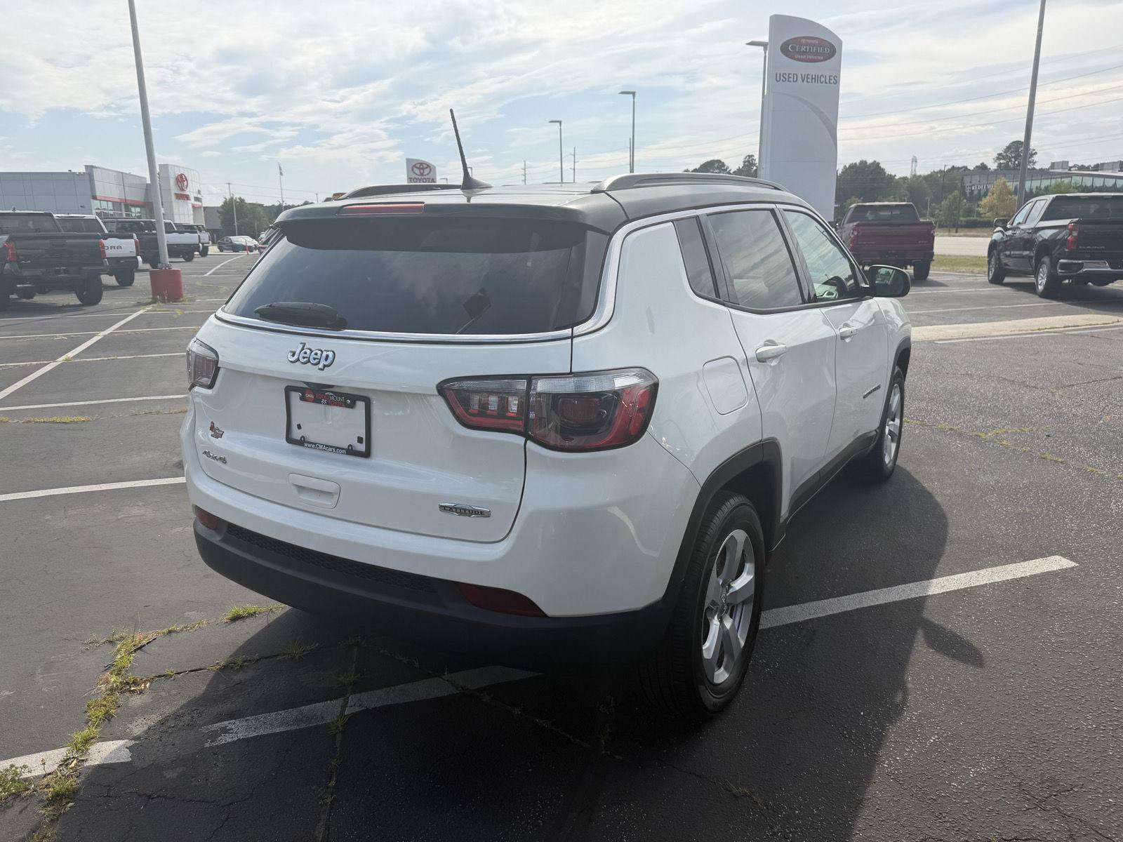 Used 2020 Jeep Compass Latitude w/ Popular Equipment Group AWD/4WD image 7