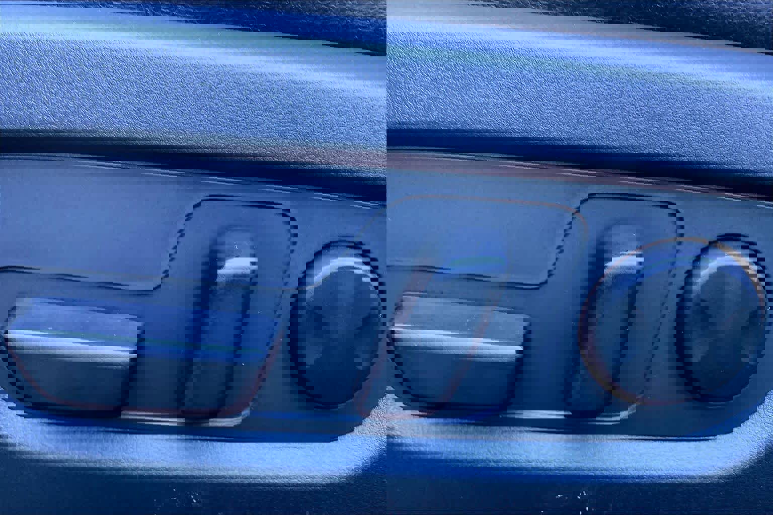 Used 2025 MAZDA CX-50 AWD 2.5 Hybrid w/ Weather Package image 34