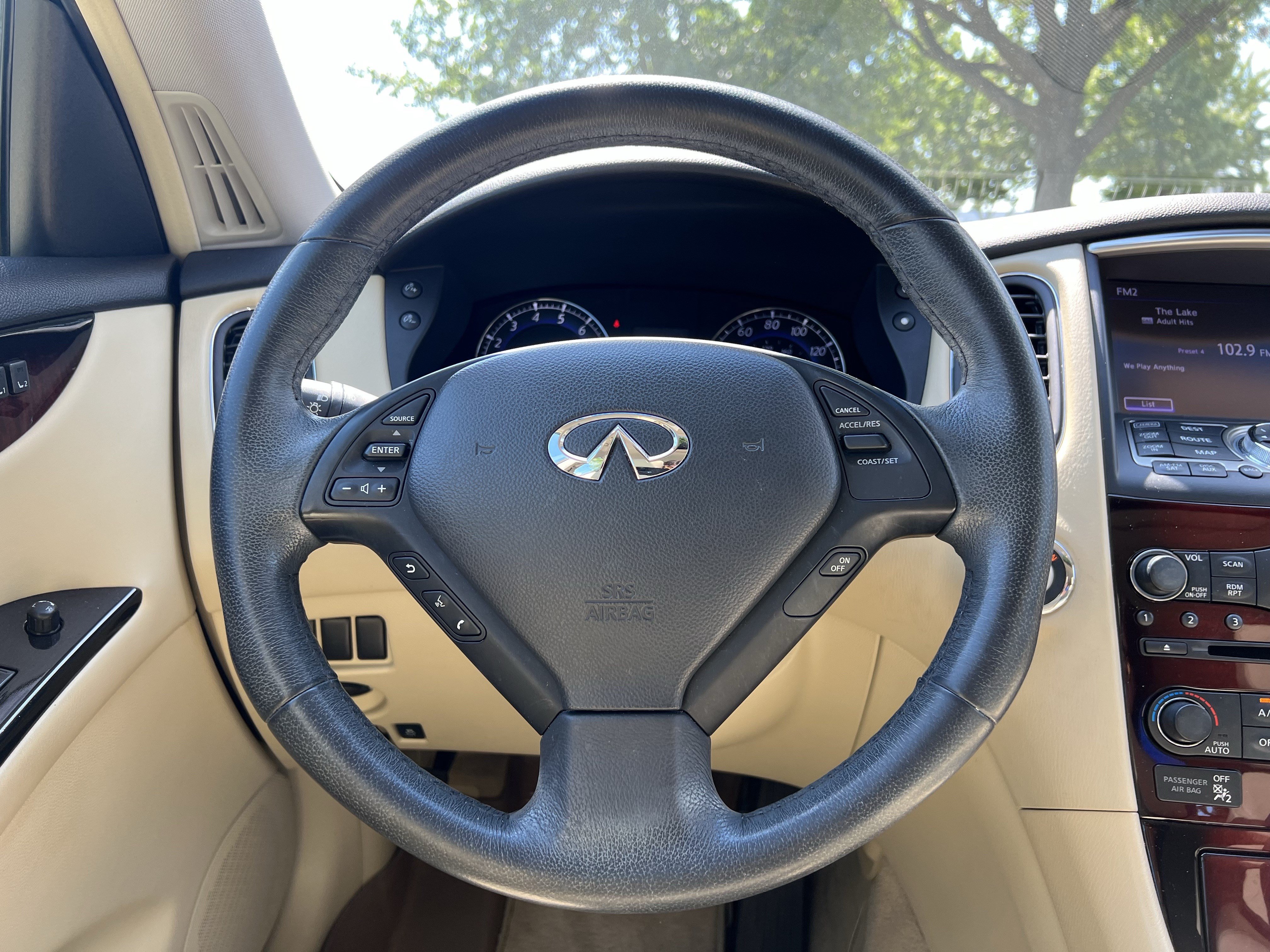 Used 2017 INFINITI QX50 AWD w/ Premium Plus Package image 18
