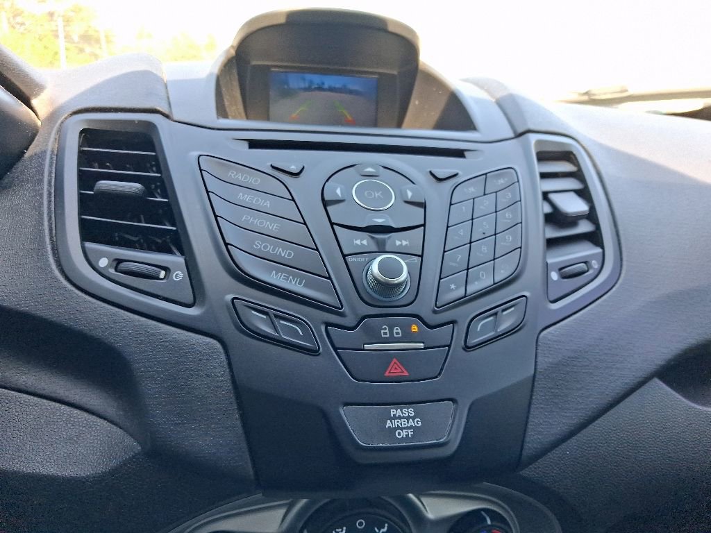 Used 2019 Ford Fiesta SE FWD image 16
